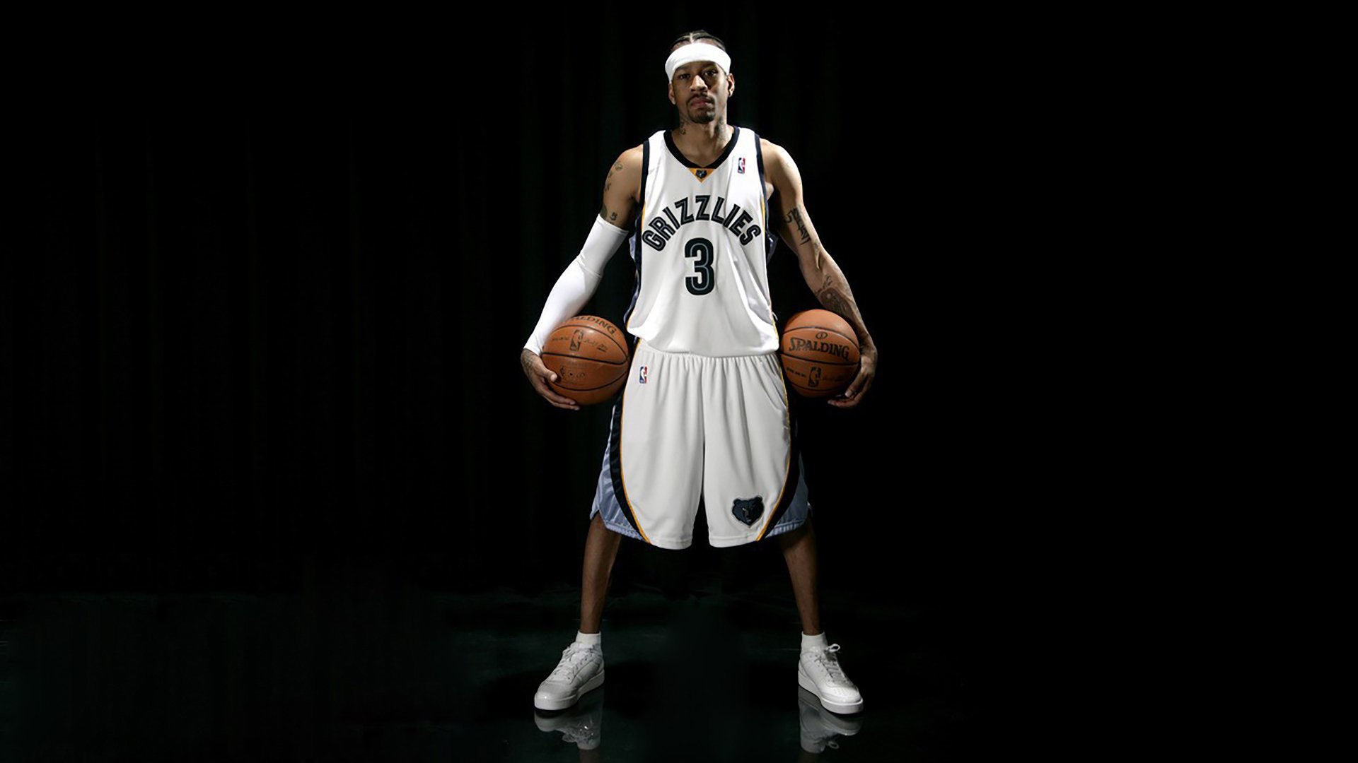 逆境突围：伤兵满营的球队如何奋力冲击季后赛？，《逆境突袭》